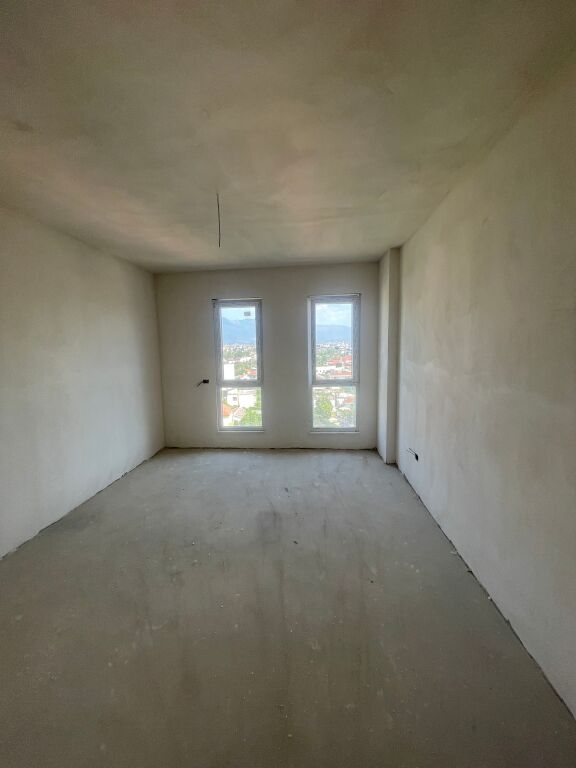 Shitet apartamente 1+1 dhe 2+1 tek Univers city