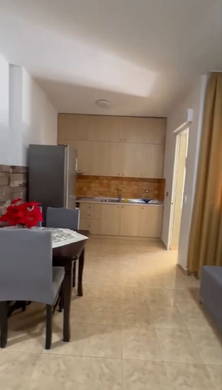 Affitto | Apartament 1 + 1 | Rruga 5 Maji | 500 €/mese
