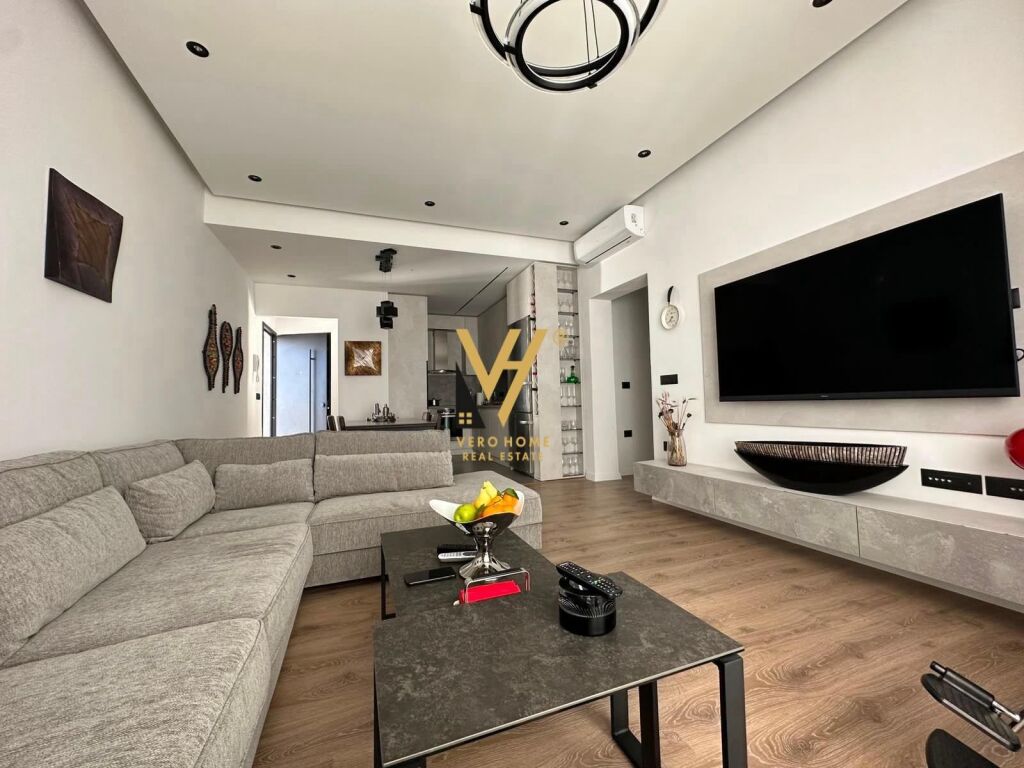 FOR SALE 2-STORY VILLA IN SHKOZE 65,000,000 LEKE