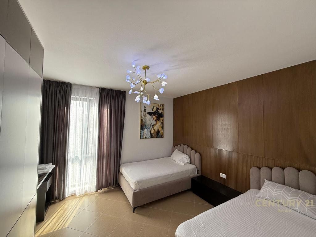 APPARTAMENTO MODERNO 2+1, NELLA RESIDENZA CITY VIEW SHKOZE!! 620 € /Mese