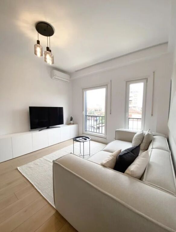 Apartment 1+1 for rent at Quartum Complex, Jordan Misja Street.