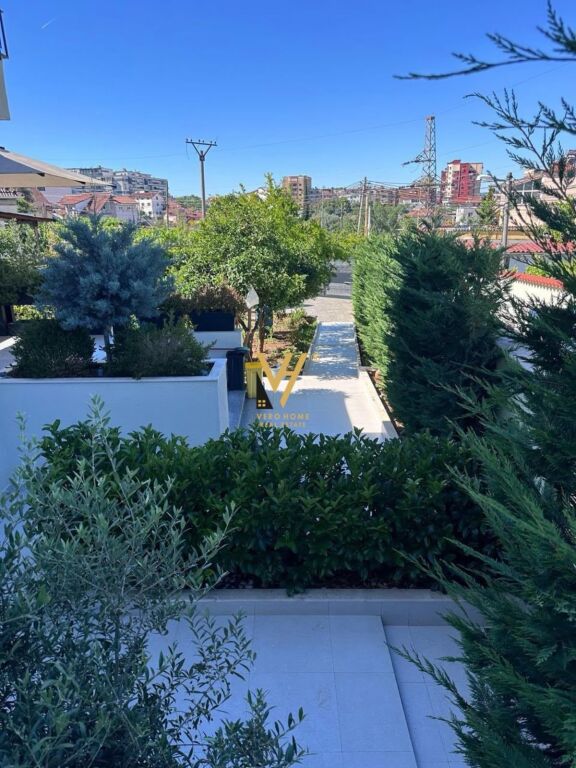 FOR SALE 2-STORY VILLA IN SHKOZE 65,000,000 LEKE