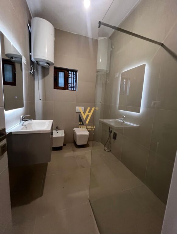 PRIVATE HOUSE FOR RENT IN PASKUQAN 50,000 LEKE