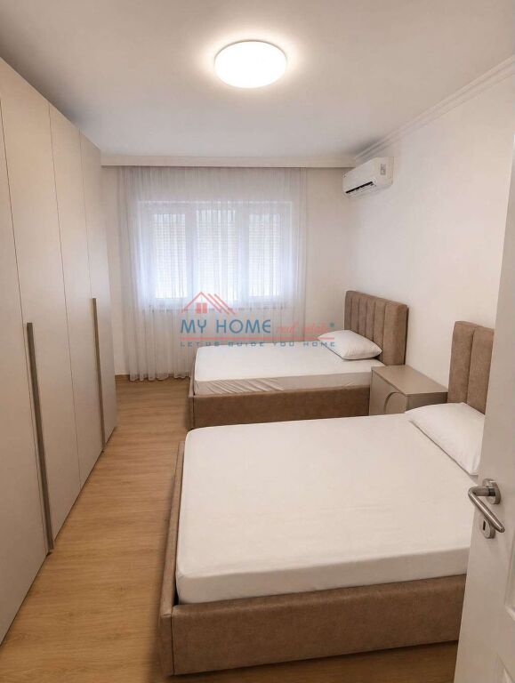 Apartament 2+1 me qera Qender ne Tirane