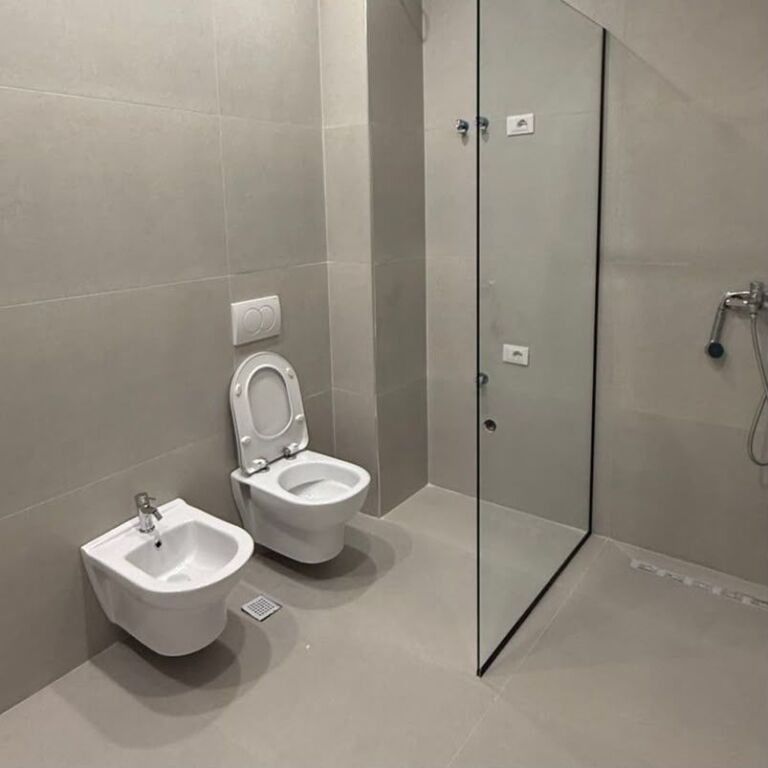 VENDESI APPARTAMENTO 2+1+2 + POSTO AUTO – LAGO ASCIUTTO