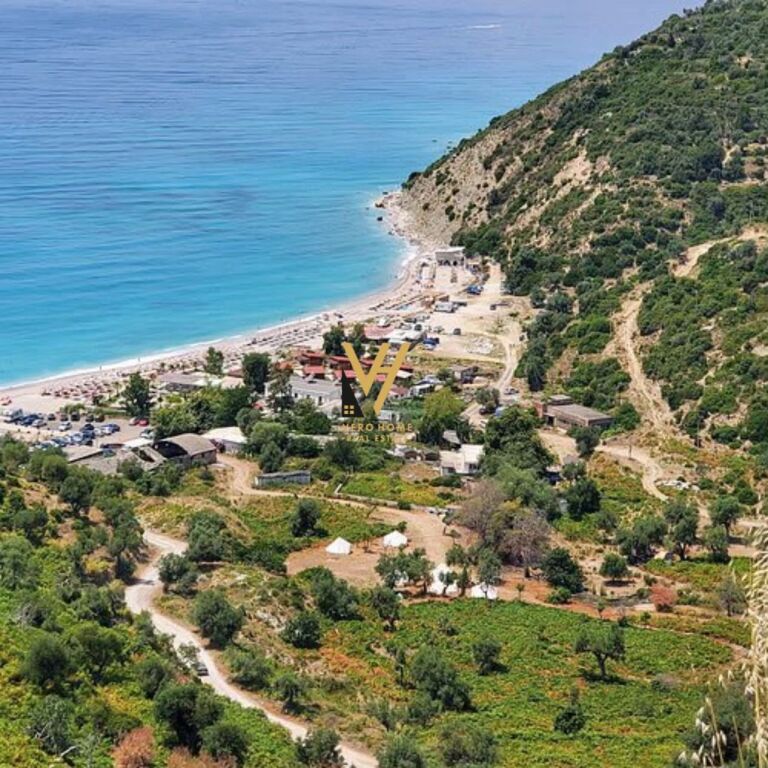 SHITET TOKE 2.200 M2 NE PIQERAS, LUKOVE 396.000 EURO