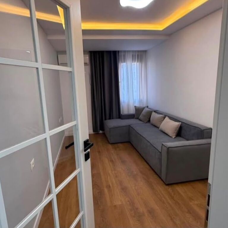VENDESI 3 APPARTAMENTI 1+1 – VIA NAIM FRASHËRI, VICINO MOZAIK