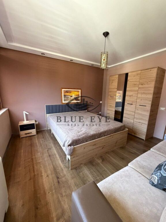 PENTHOUSE PREMIUM ME QIRA – VOLLGA, DURRËS