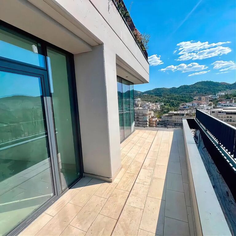 Shitet Apartament 2+1+Parkim🅿️ Lale View Residence, Liqeni Artificial