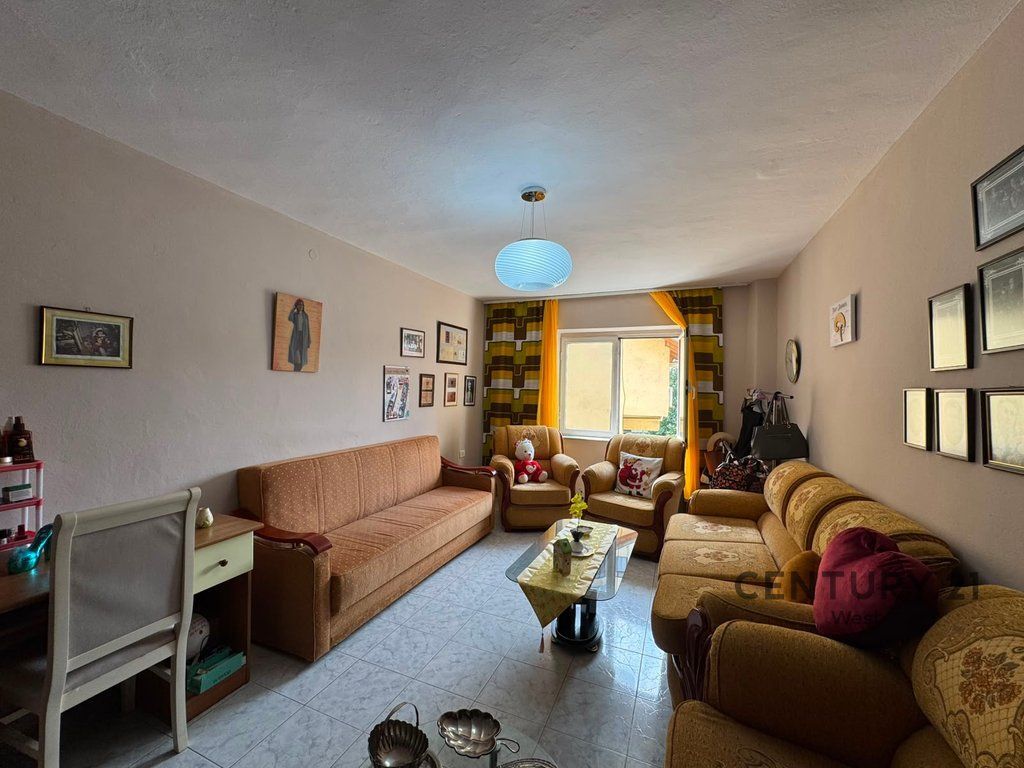 Appartamento 3+1 in vendita vicino alla Scuola di Balletto