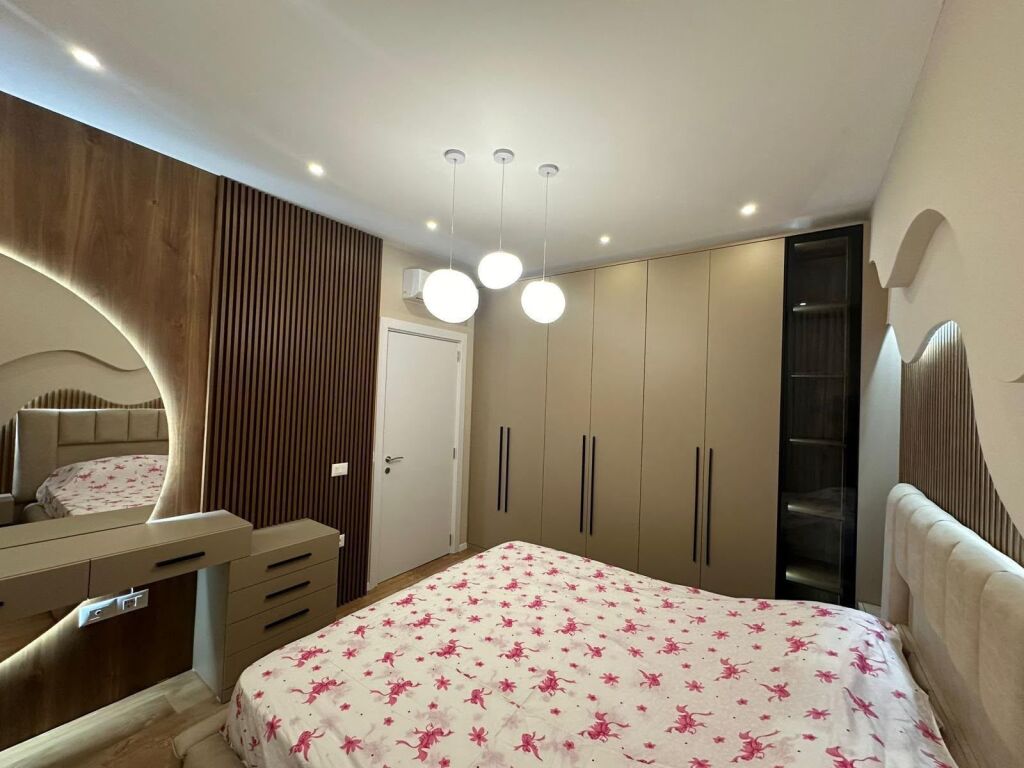 Appartamento di lusso in affitto Pazari i ri/ luxury appartment for rent  930€