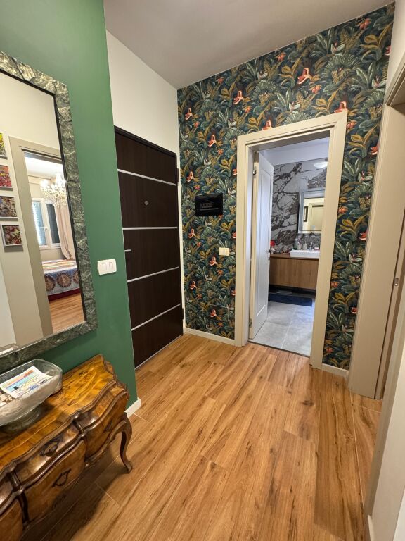 Shitet Apartament 2+1+2+2 Vila Zogut