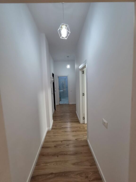 🏢 JEPET ME QIRA – 2+1+2 NË SQUARE 21!