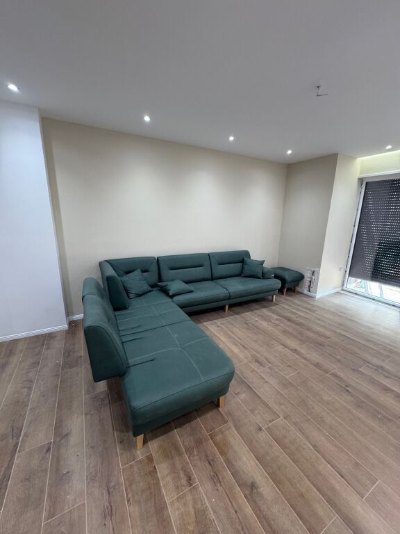 Apartament me qira tek universiteti Beder
