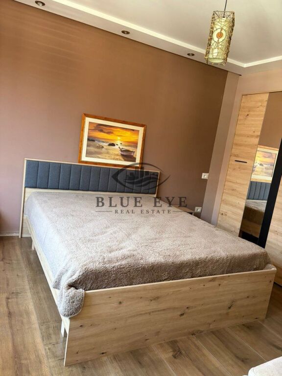 PENTHOUSE PREMIUM ME QIRA – VOLLGA, DURRËS