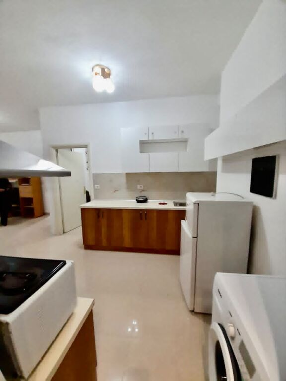 Japim me qera apartament 1+1 në Don Bosko