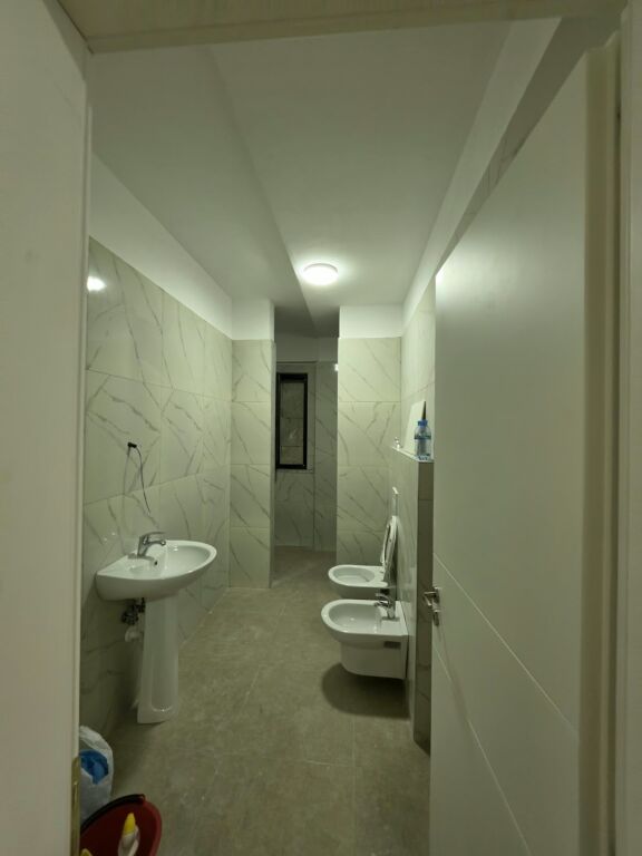 Shitet apartament 1+1 ne Astir