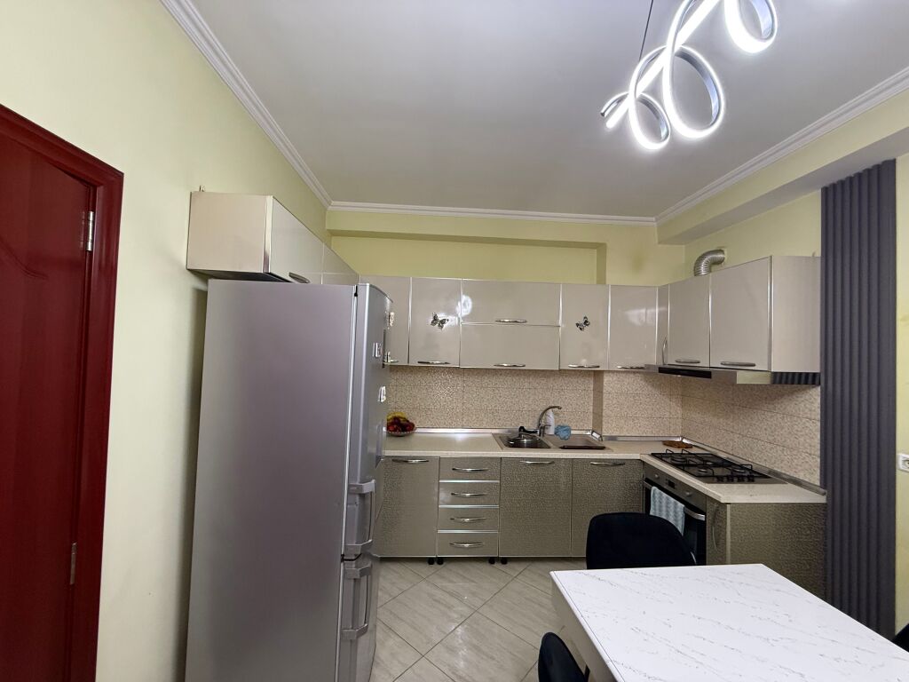 ASTIR APARTAMENT 2+1+2 PER SHITJE!