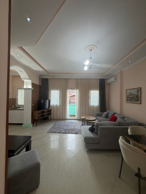 1+1, 2nd floor elevator, at un aldent selvia, 600 thousand leke