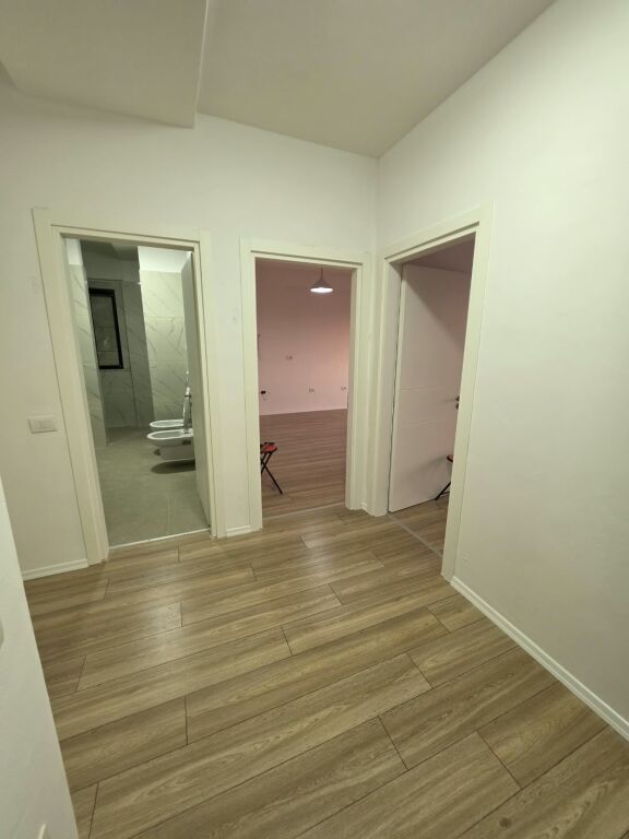 Shitet apartament 1+1 ne Astir