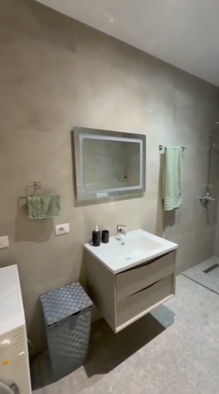 Apartament 1+1 per shitje ne Astir !