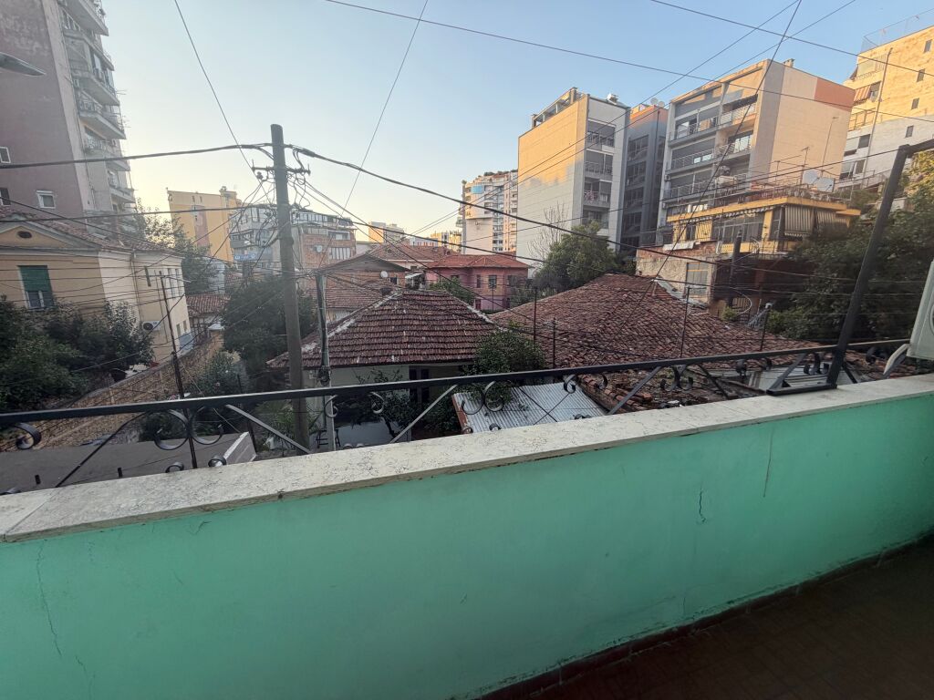 1+1, 2nd floor elevator, at un aldent selvia, 600 thousand leke