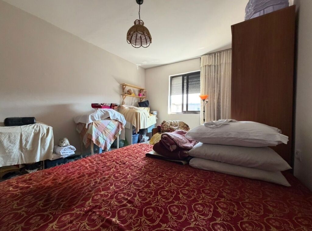 Shitet Apartament 1+1 - Laprakë, Pranë KMY