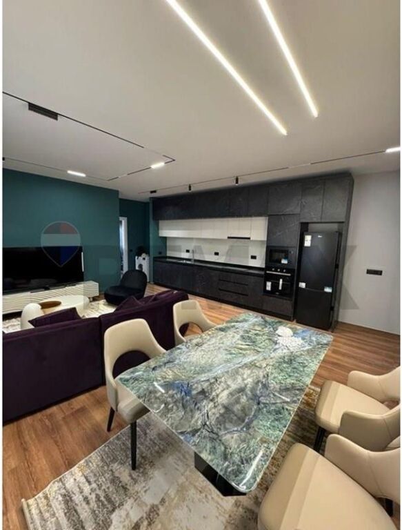 Apartament - Për Qira - Liqeni i Farkës, Tiranë