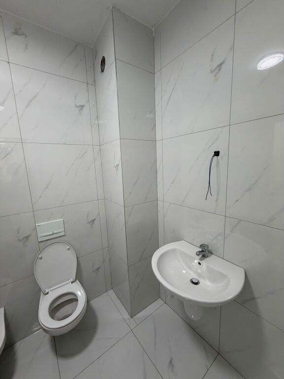 Jepet me qira apartament 2+1 tek Rruga Dritan Hoxha