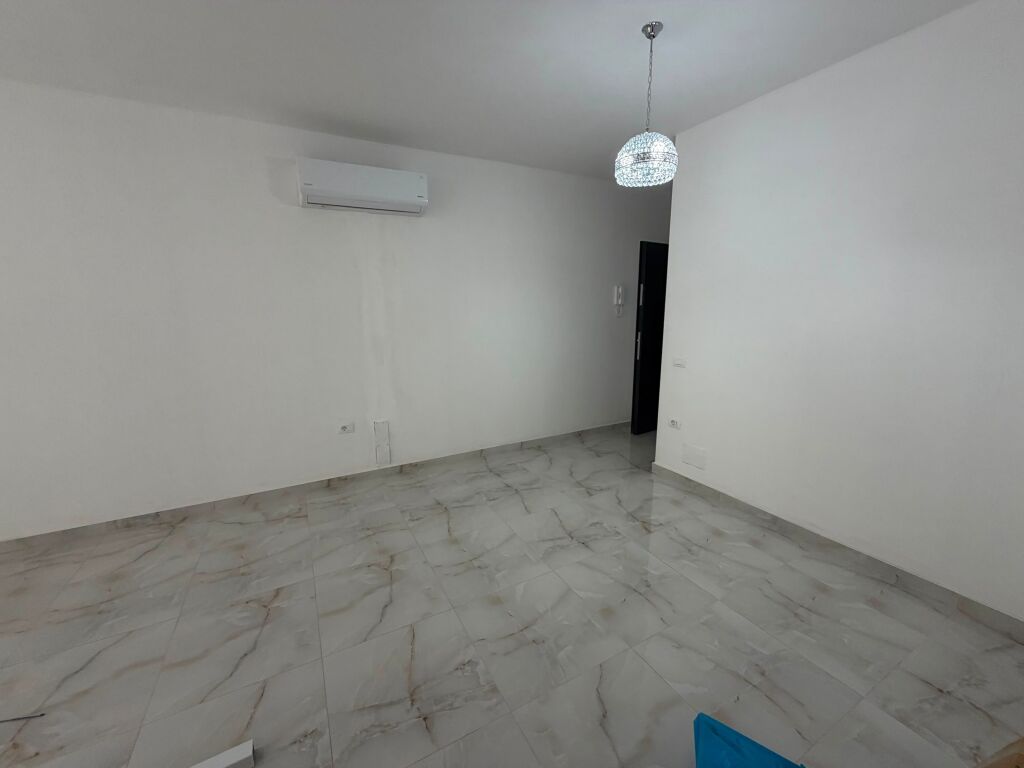 Jepet me qira apartament 2+1 tek Rruga Dritan Hoxha