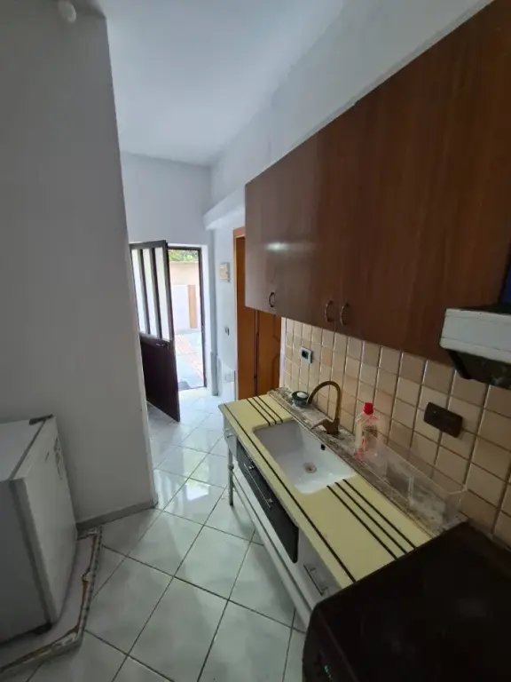 Qera | Garsoniere | Rruga Sadik Petrela | 300 €/muaj