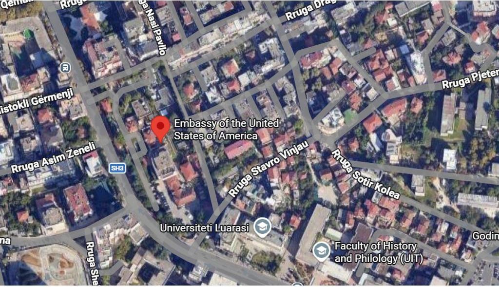 Shitet, Ambient Biznesi, Rruga e Elbasanit, Tirane.