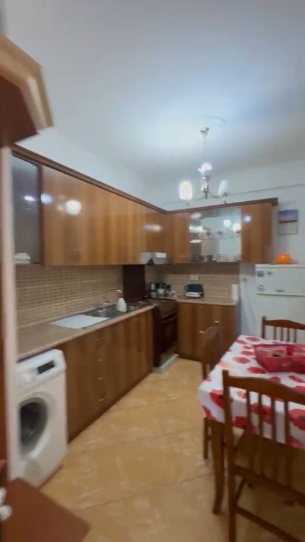 Apartament 1+1 per shitje ne Astir !
