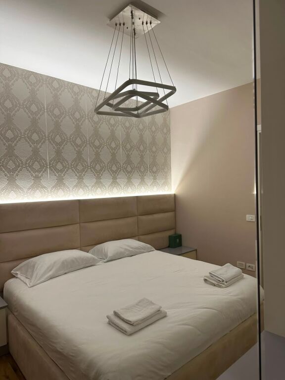 Appartamento 2+1+2 in affitto – Komuna e Parisit