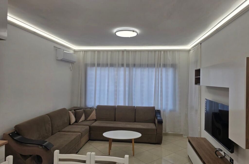 Affittasi appartamento 1+1 ad Astir vicino a Neptun!