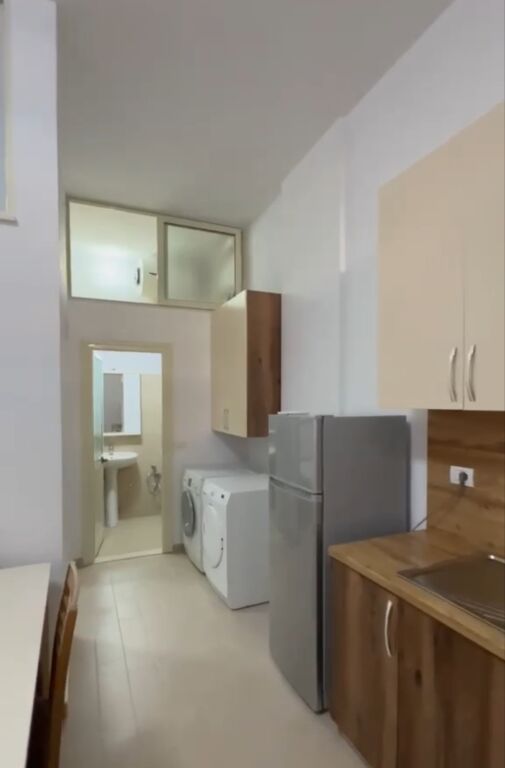 Rent | Apartament 1 + 1 | Rruga 5 Maji | 450 €/month
