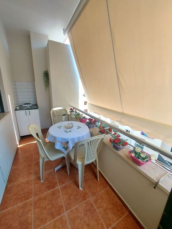Shitet Apartament 1+1 te Shkembi Kavajes
