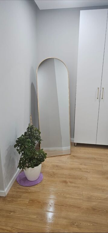 Shitet Apartament 2+1+2 + ballkon te Ish Urt Durres