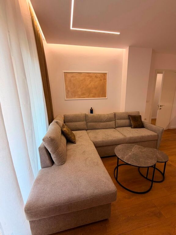 🏡 Shitet apartament 1+1 te Konviktet e Inxhinierisë së Ndërtimit