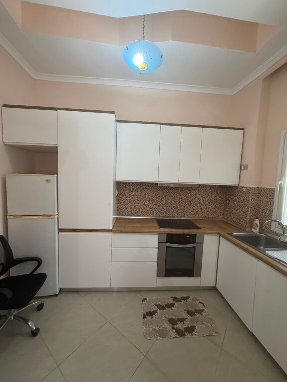 1+1, 2nd floor elevator, at un aldent selvia, 600 thousand leke