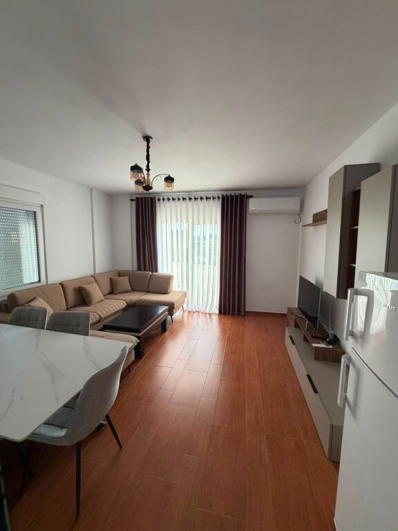 Comfortable apartment in Tirana – 5th floor