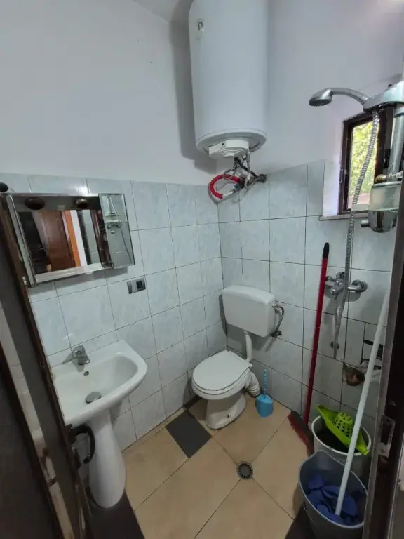 Qera | Garsoniere | Rruga Sadik Petrela | 300 €/muaj