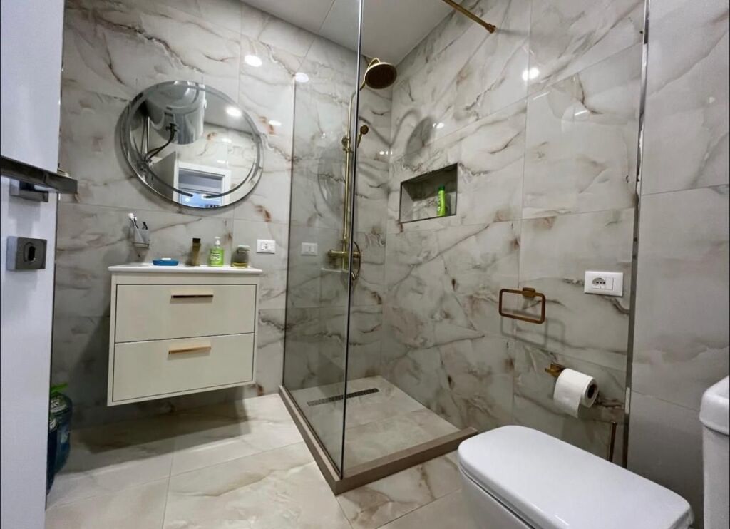 JEPET ME QIRA APARTAMENT 2+1+2 TEK DORO CITY PRANE ZOGUT TE ZI!