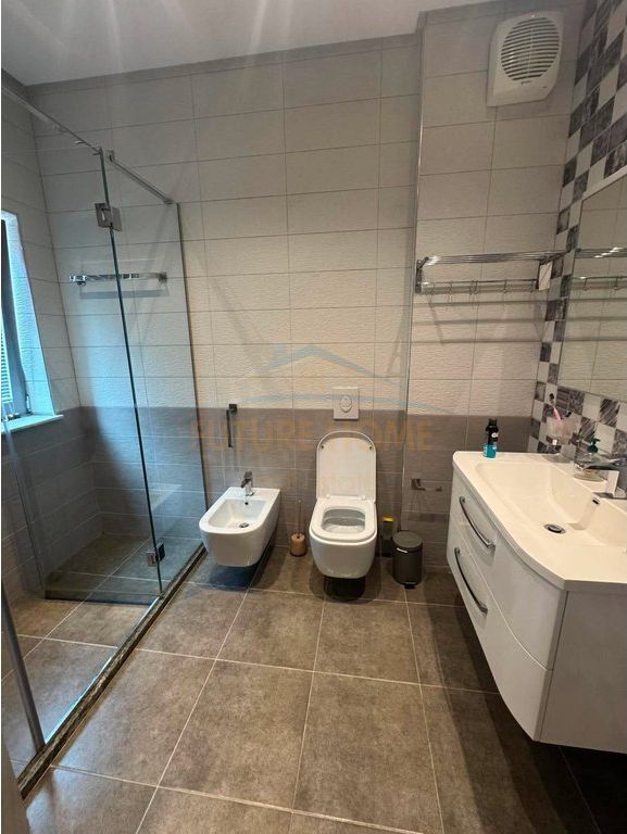 Rent, Apartment 2+1 + Parking Spot, Joan of Arc Boulevard, Tirana    75,000 Lek