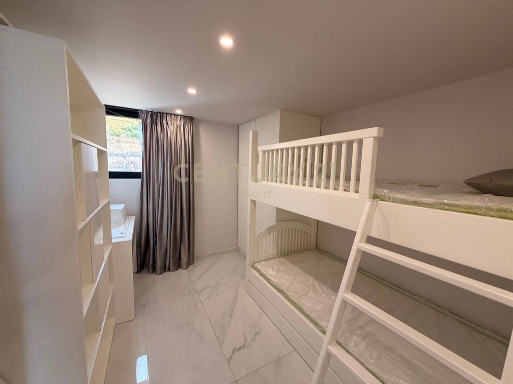 Duplex luksoz per shitje ne Rradhime