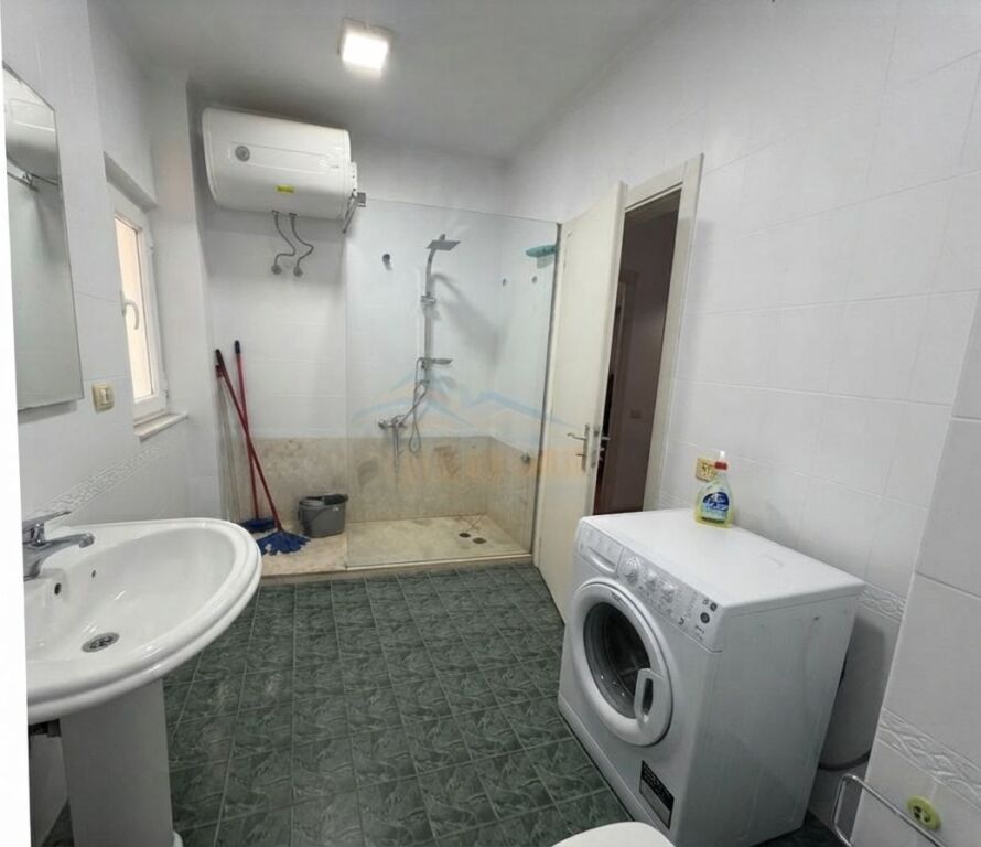 Affitto, Appartamento 2+1, Viale Zogu I, Tirana.