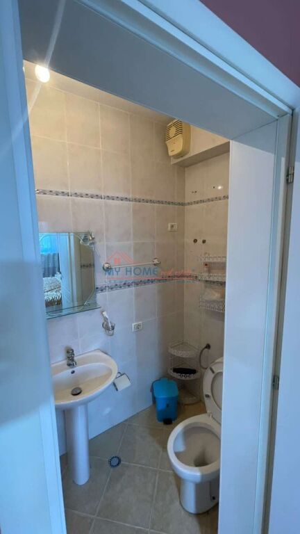 Apartament 2+1 me qera Qender ne Tirane