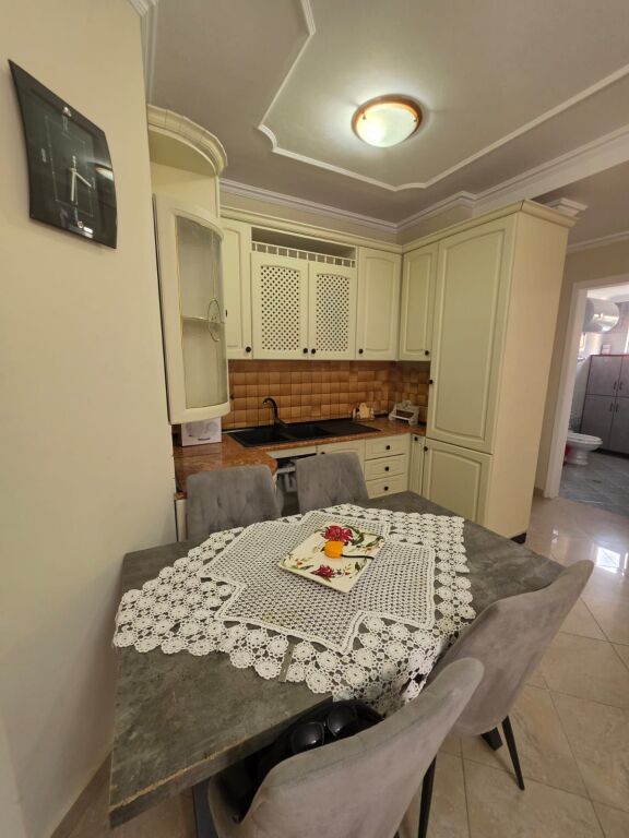 🏡 Apartament 1+1 me qera  📍Komuna e Parisit, Rruga Medar Shtylla    💰 Çmimi: 70.000 Lekë/Muaj (i diskutueshëm)   