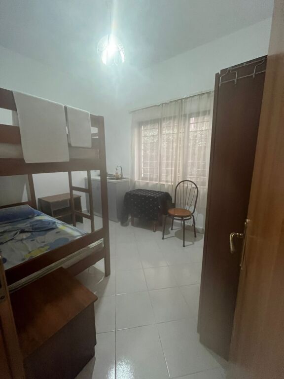 Rent | Garsoniere | Vilat Amerikane | 250 €/month