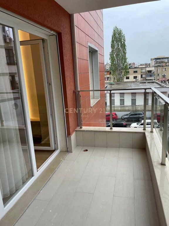 Appartamento 1+1 in affitto, in Via Elbasan.